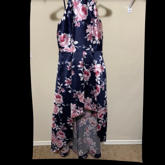 Floral high-low dress - Picture 1 of 3